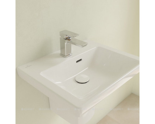 Раковина компактная Villeroy & Boch Subway 3.0 500x400x145 мм 43705001