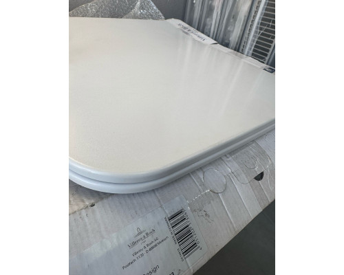 Сиденье для унитаза, Villeroy Boch, Verity Line, шг 375-560, цвет-альпийский белый ( Поврежденный)